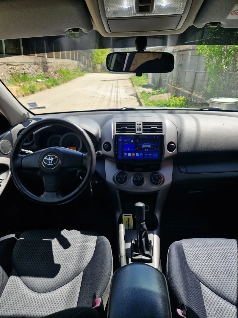 Toyota Rav4 * 105000- километра* NAVI* LED LIGHTS * , снимка 5 - Автомобили и джипове - 52460666
