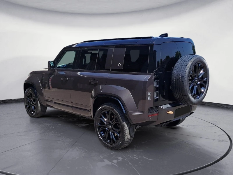 Land Rover Defender OCTA P635, снимка 2 - Автомобили и джипове - 51373169