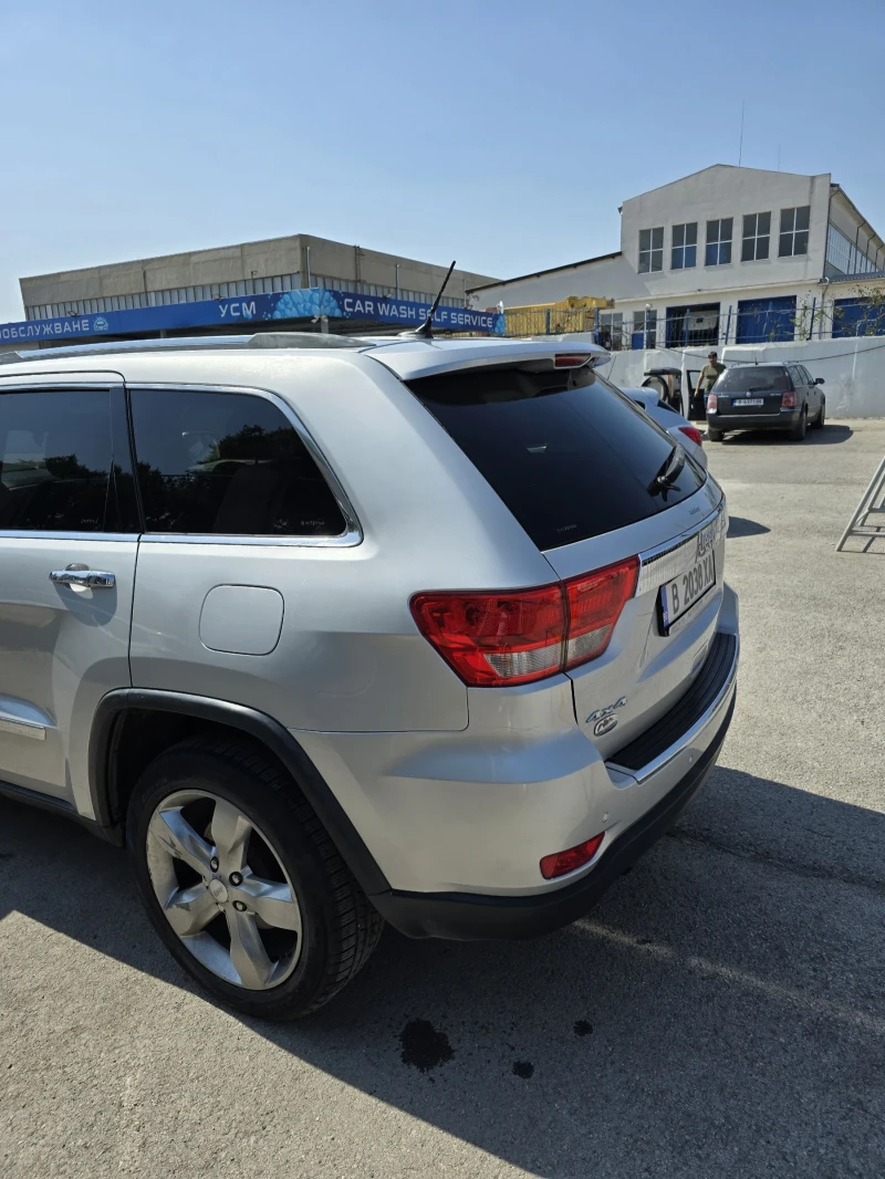 Jeep Grand cherokee 3.0 CRD Overland Edition , снимка 5 - Автомобили и джипове - 52243144