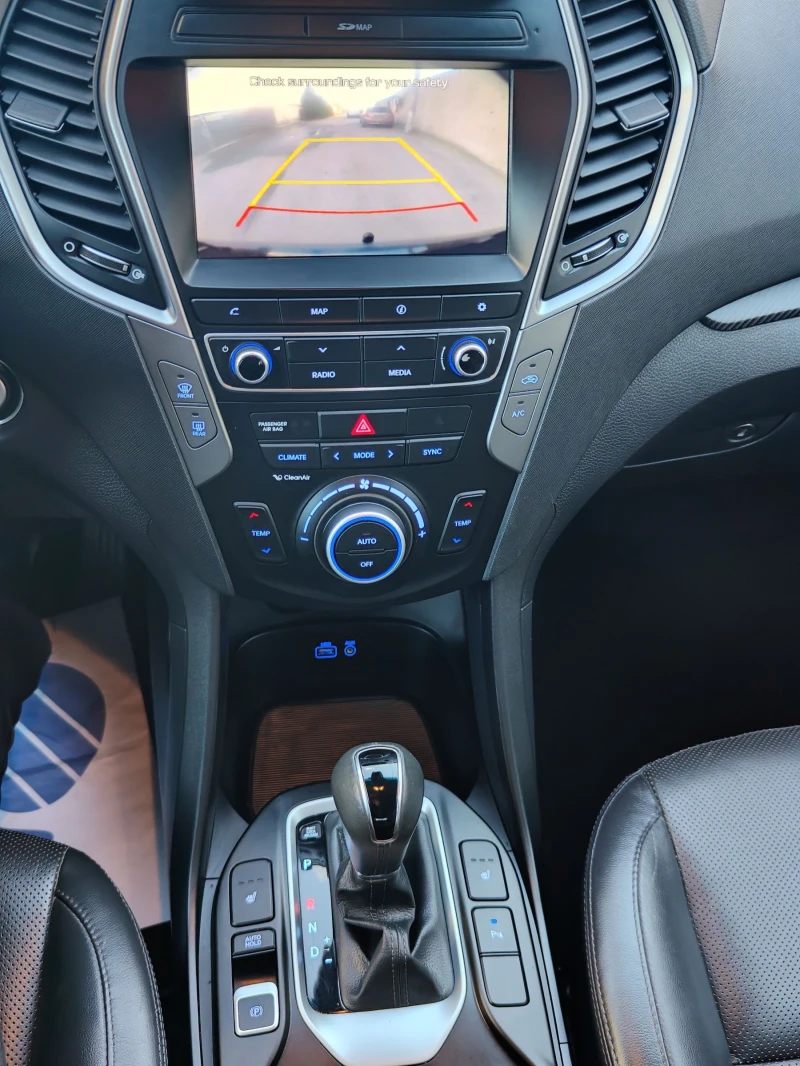 Hyundai Santa fe 2.2crdi 200hp Euro6, снимка 12 - Автомобили и джипове - 52854915