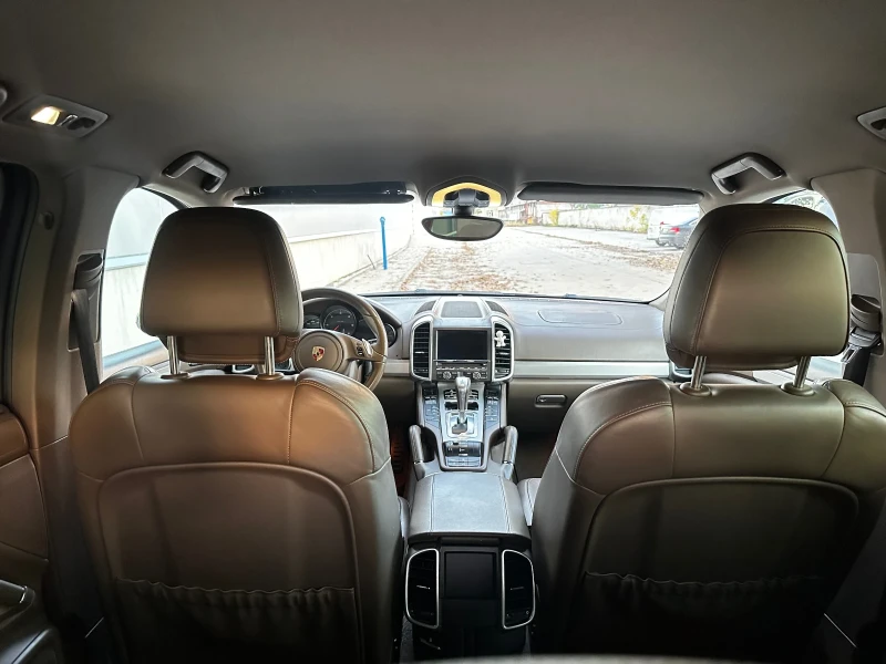Porsche Cayenne, снимка 8 - Автомобили и джипове - 52402841