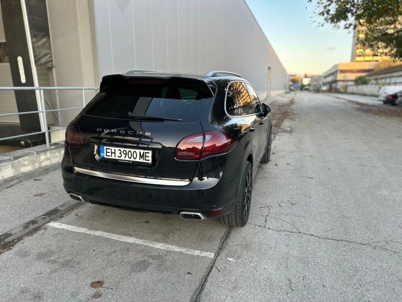Porsche Cayenne, снимка 3 - Автомобили и джипове - 52402841