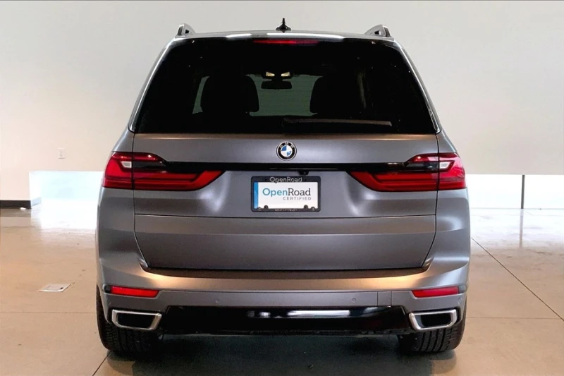 BMW X7 xDrive40i* Head-up* 360* Pano* Distronic* Обдух* , снимка 4 - Автомобили и джипове - 52576080