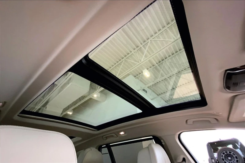 BMW X7 xDrive40i* Head-up* 360* Pano* Distronic* Обдух* , снимка 9 - Автомобили и джипове - 52576080