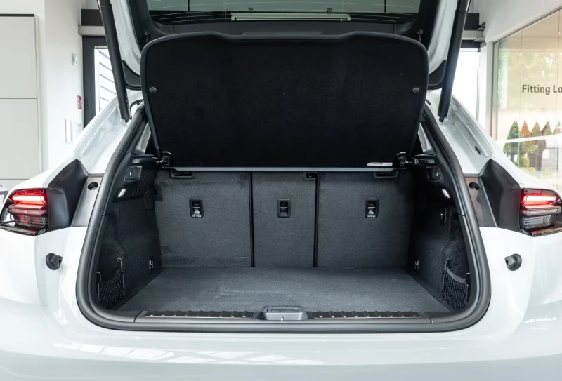 Porsche Macan OFFROAD-DSGN/360HP/360/ACC/BOSE/21/854v, снимка 7 - Автомобили и джипове - 53045176