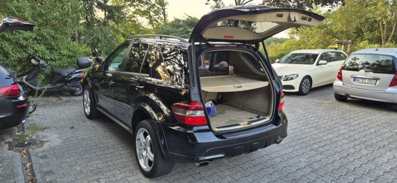 Mercedes-Benz ML 320 Sport 4matic , снимка 10 - Автомобили и джипове - 53469829