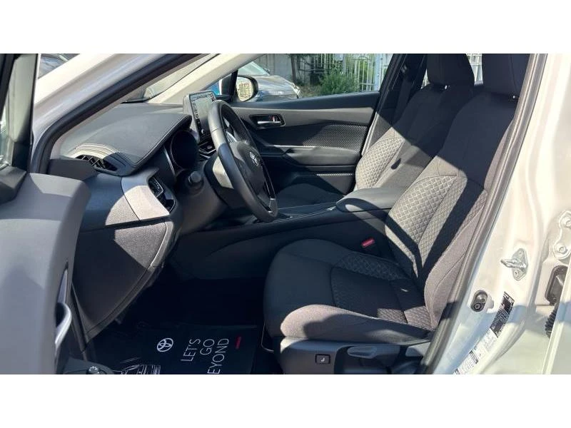 Toyota C-HR 1.8HSD CENTER, снимка 12 - Автомобили и джипове - 55622534