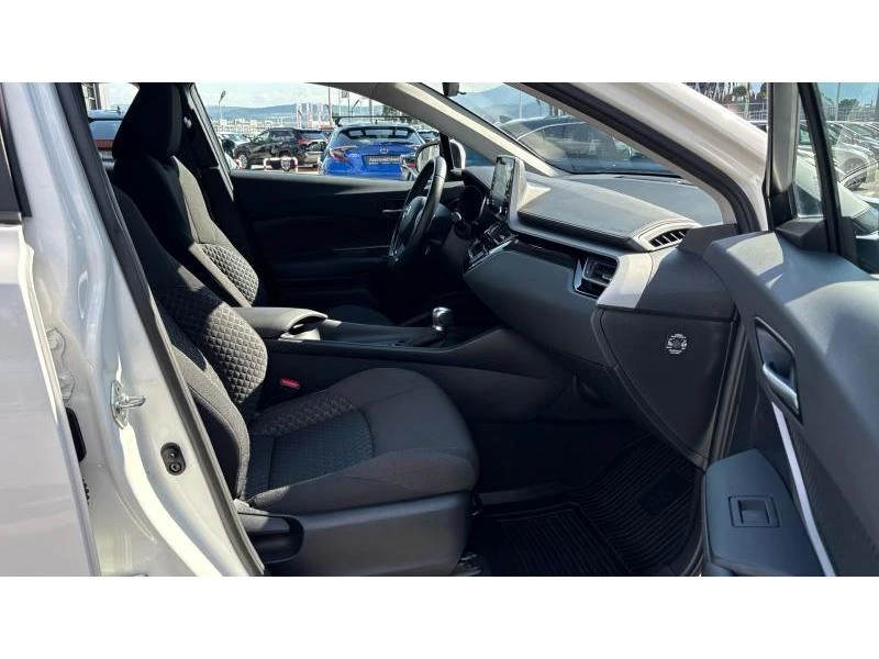 Toyota C-HR 1.8HSD CENTER, снимка 6 - Автомобили и джипове - 55622534