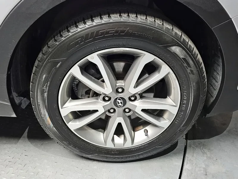 Hyundai Santa fe 2.0 4WD MODERN, снимка 5 - Автомобили и джипове - 55844244