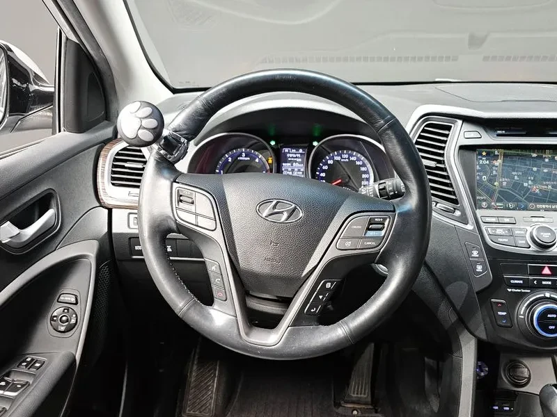 Hyundai Santa fe 2.0 4WD MODERN, снимка 13 - Автомобили и джипове - 55844244