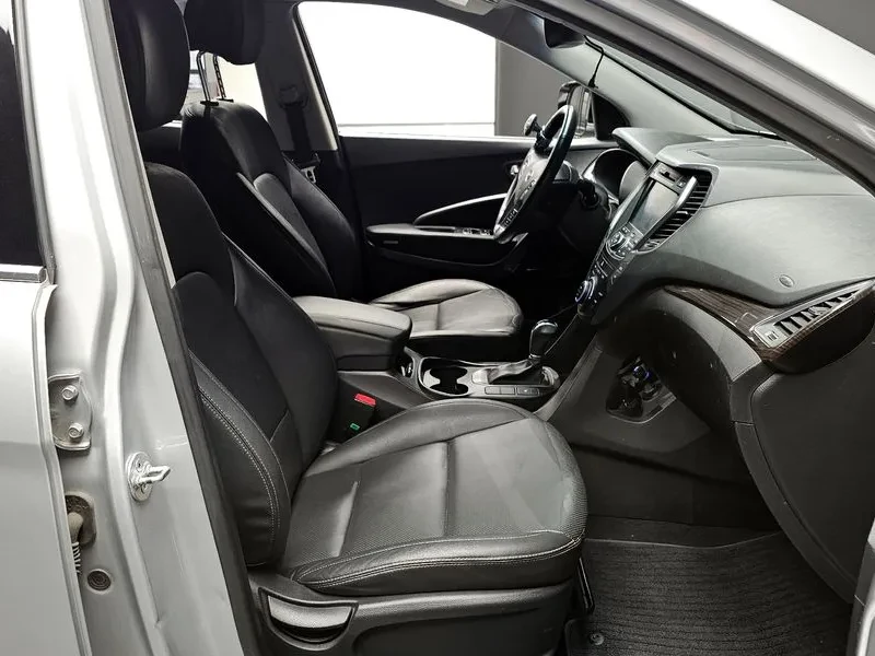 Hyundai Santa fe 2.0 4WD MODERN, снимка 10 - Автомобили и джипове - 55844244