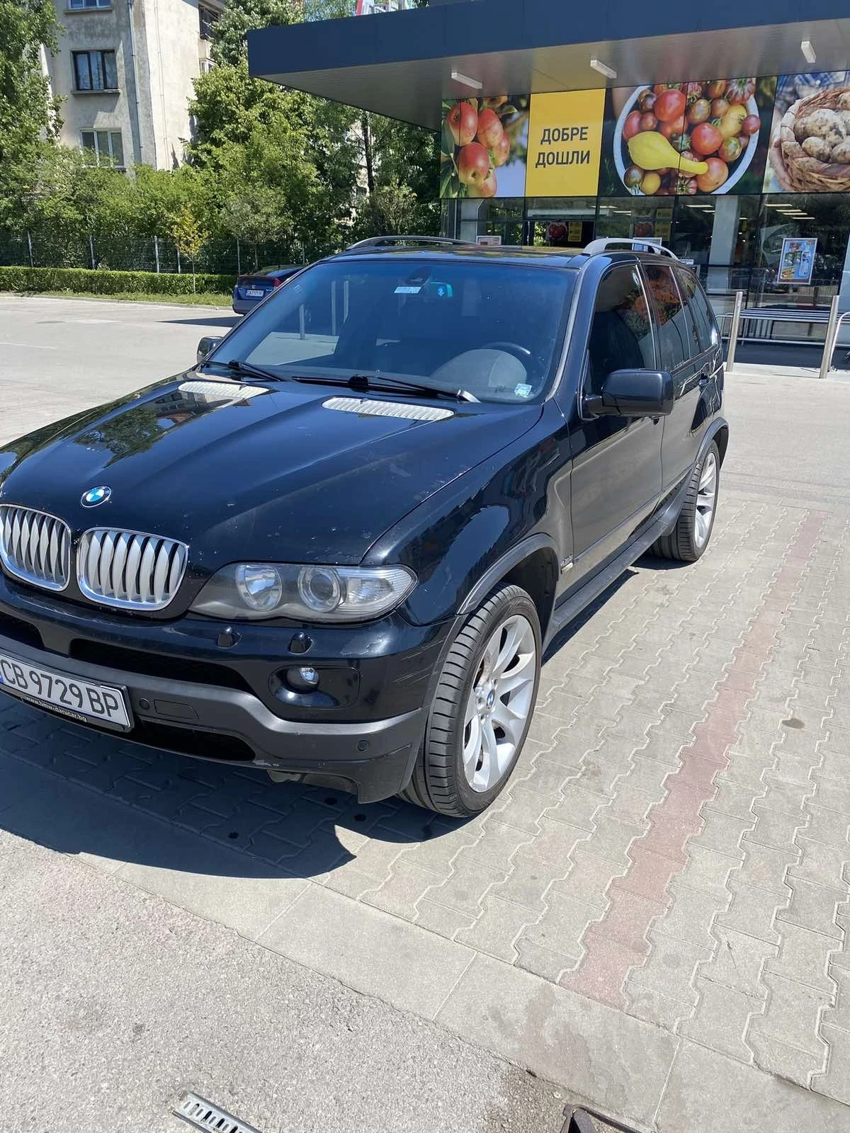 BMW X5 4.8is - изображение 2