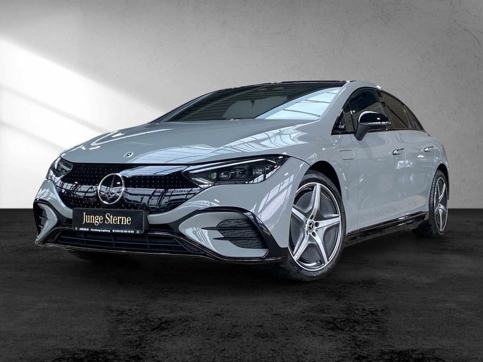 Mercedes-Benz EQE 500 AMG* 4MATIC* HYPERSCREEN* BURMESTER* PANO* 360 - изображение 3