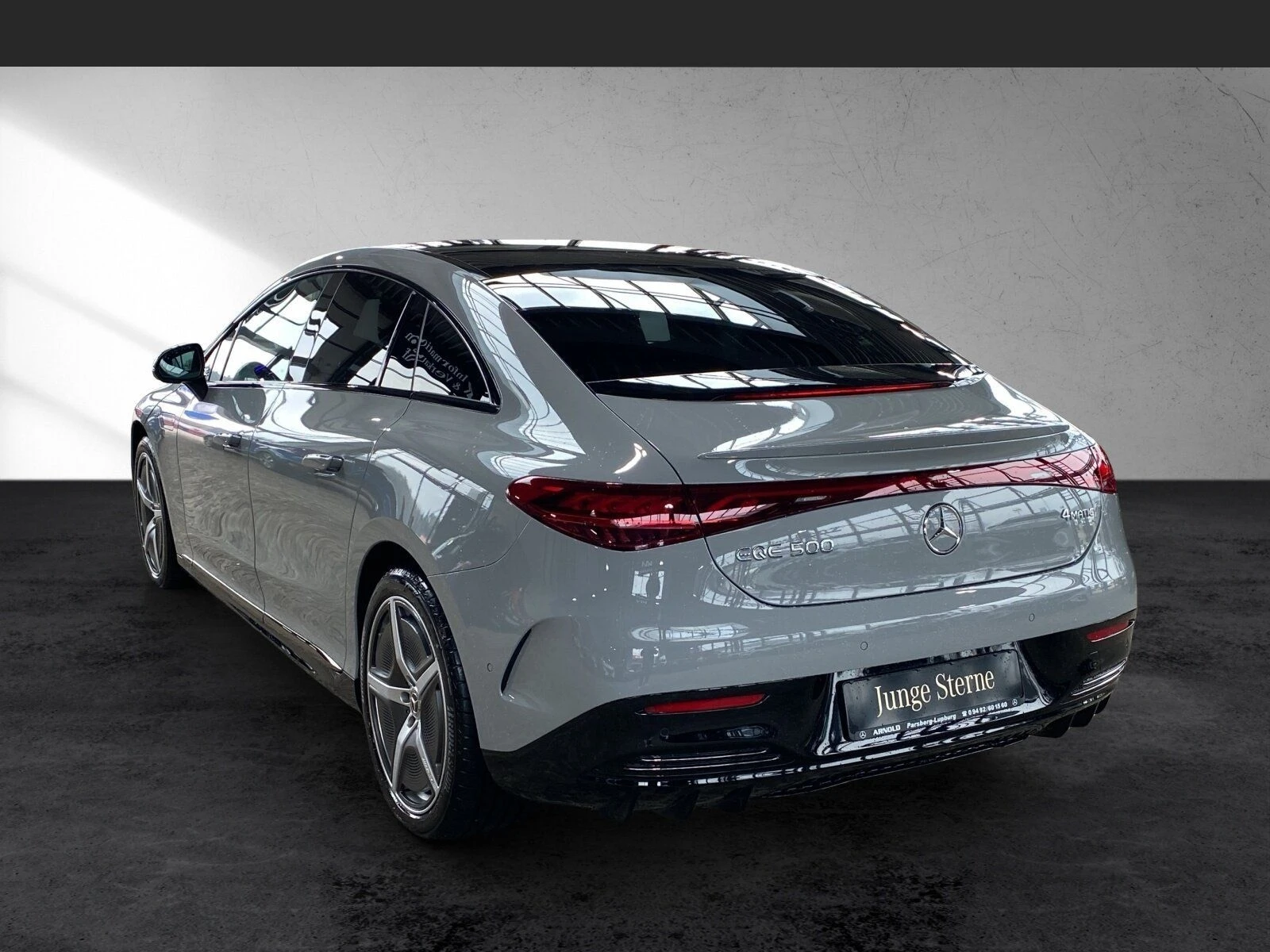 Mercedes-Benz EQE 500 AMG* 4MATIC* HYPERSCREEN* BURMESTER* PANO* 360 - изображение 7
