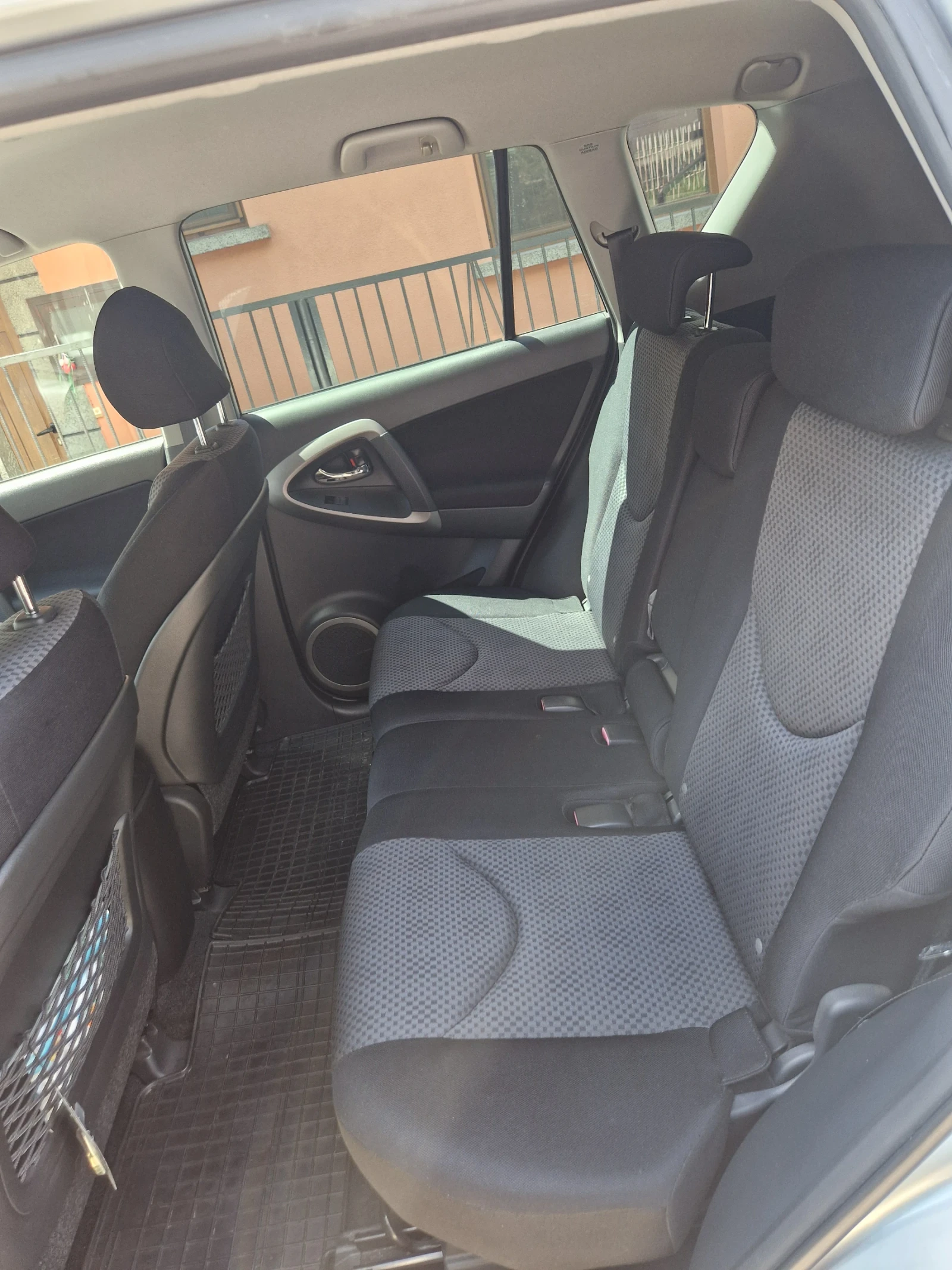 Toyota Rav4 * 105000- * NAVI* LED LIGHTS *  | Mobile.bg   14