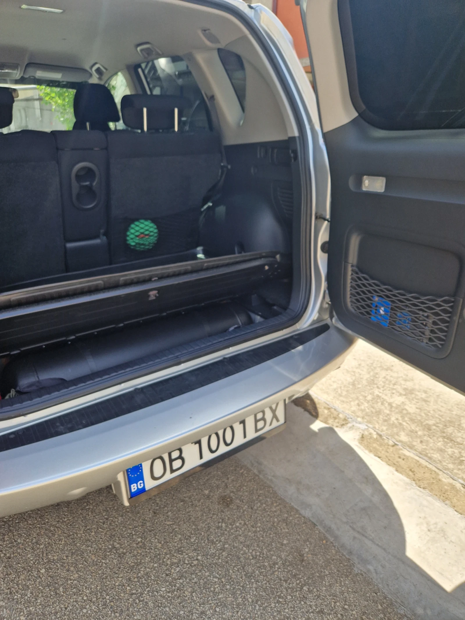 Toyota Rav4 * 105000- километра* NAVI* LED LIGHTS *  - изображение 10