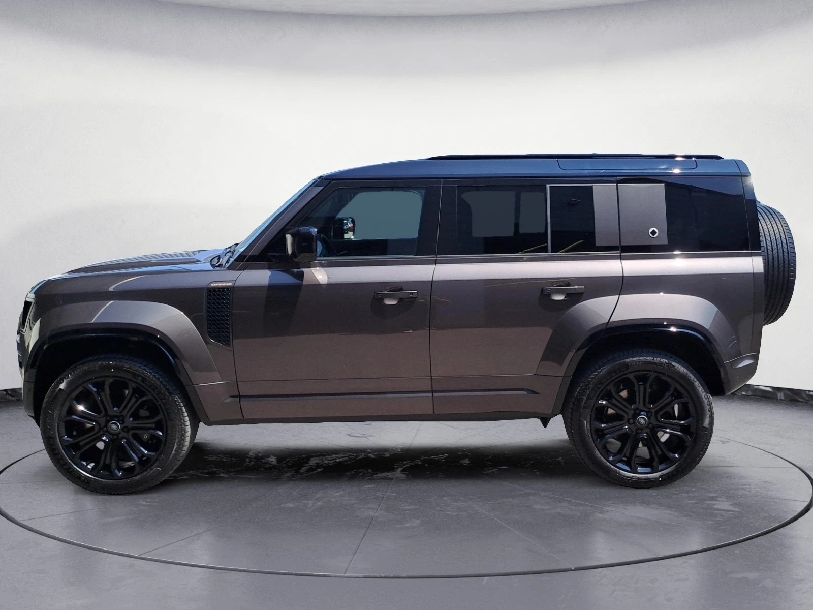 Land Rover Defender OCTA P635 - изображение 2