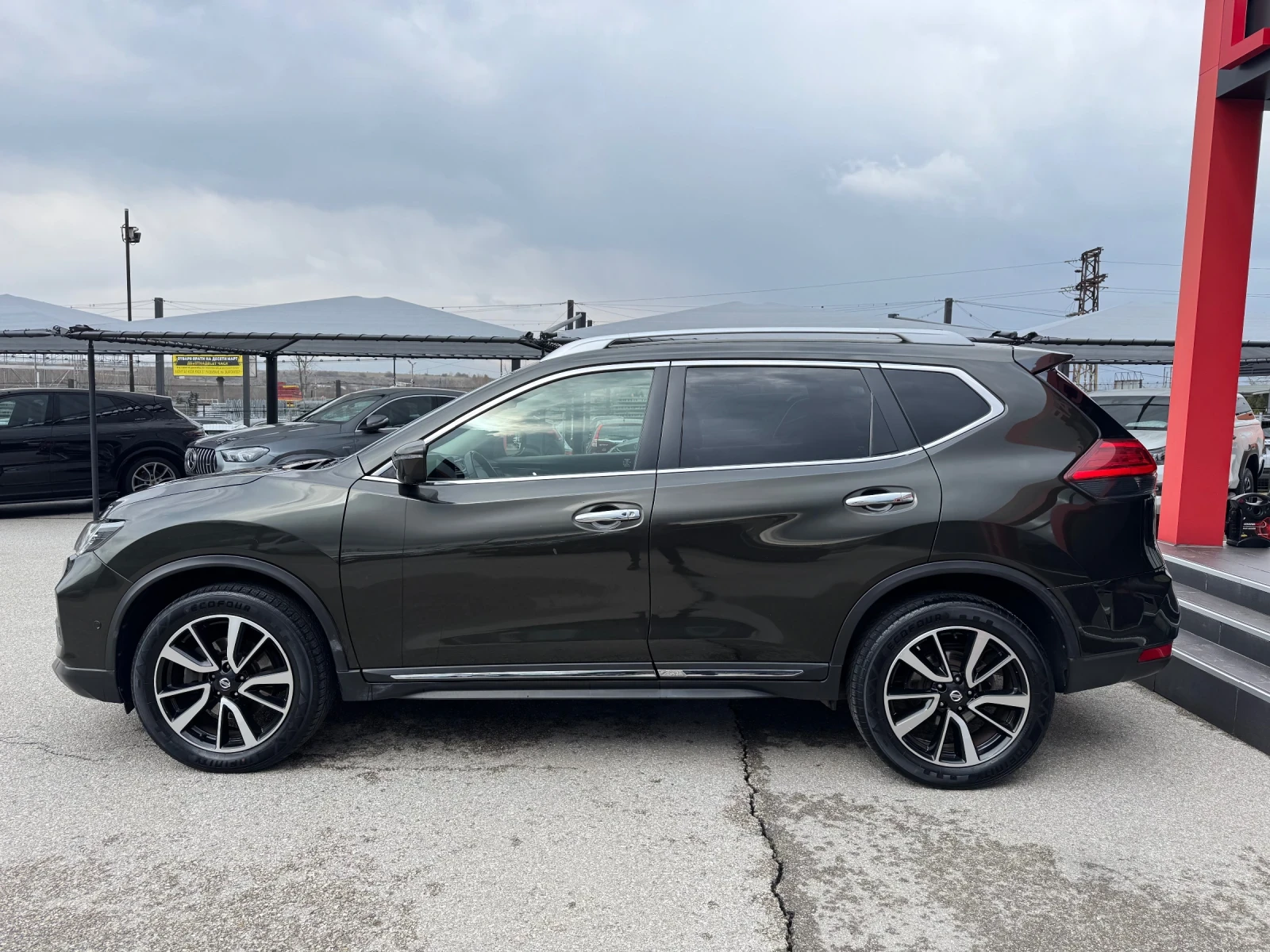 Nissan X-trail 2.0D-4X4-360cam-ПОДГРЕВИ-BOSE-FULL FULL - изображение 3