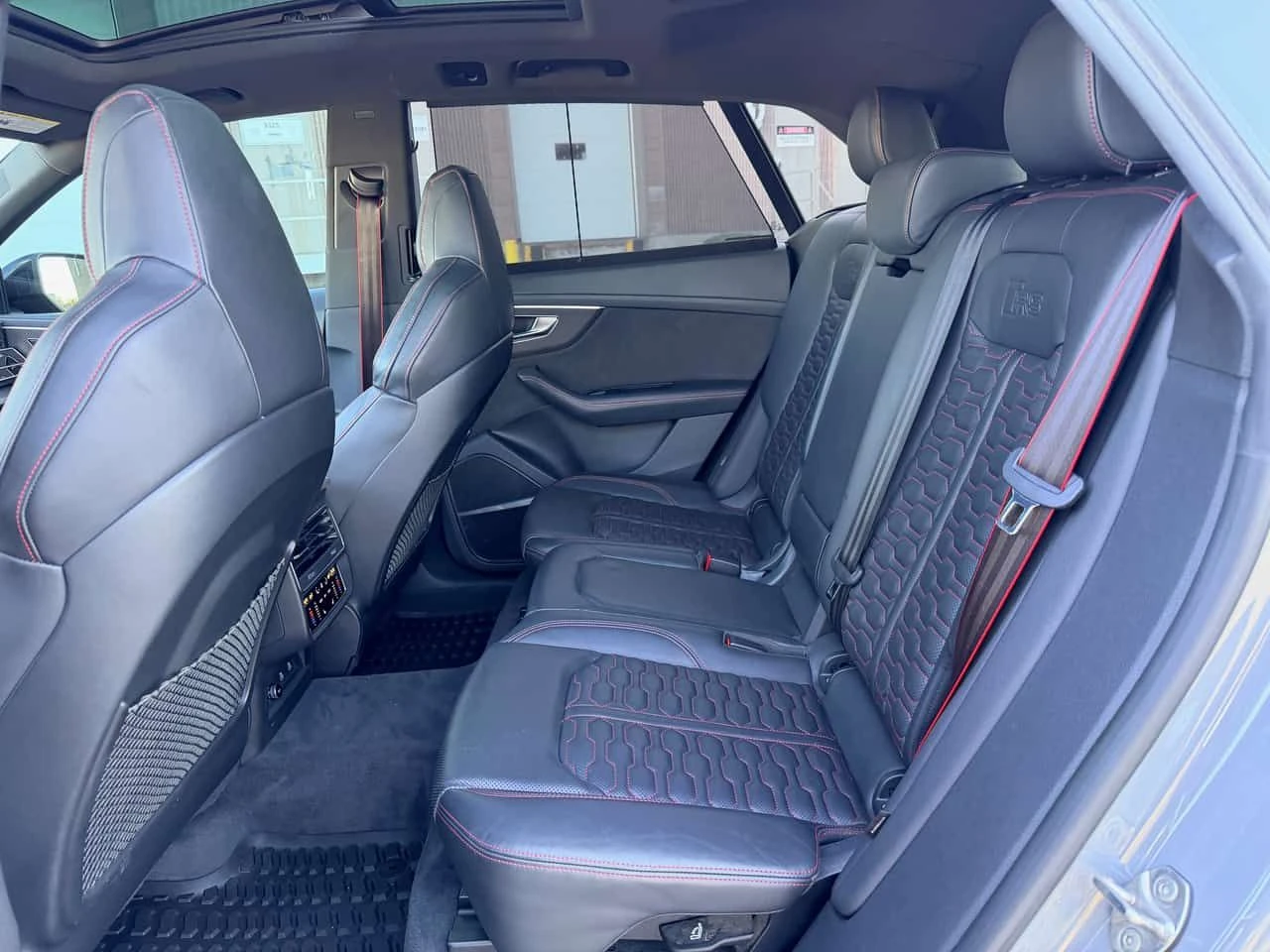 Audi RSQ8 * BLACK OPTIC PACK* ���������* ��������* 360 ����� | Mobile.bg � ����������� 15