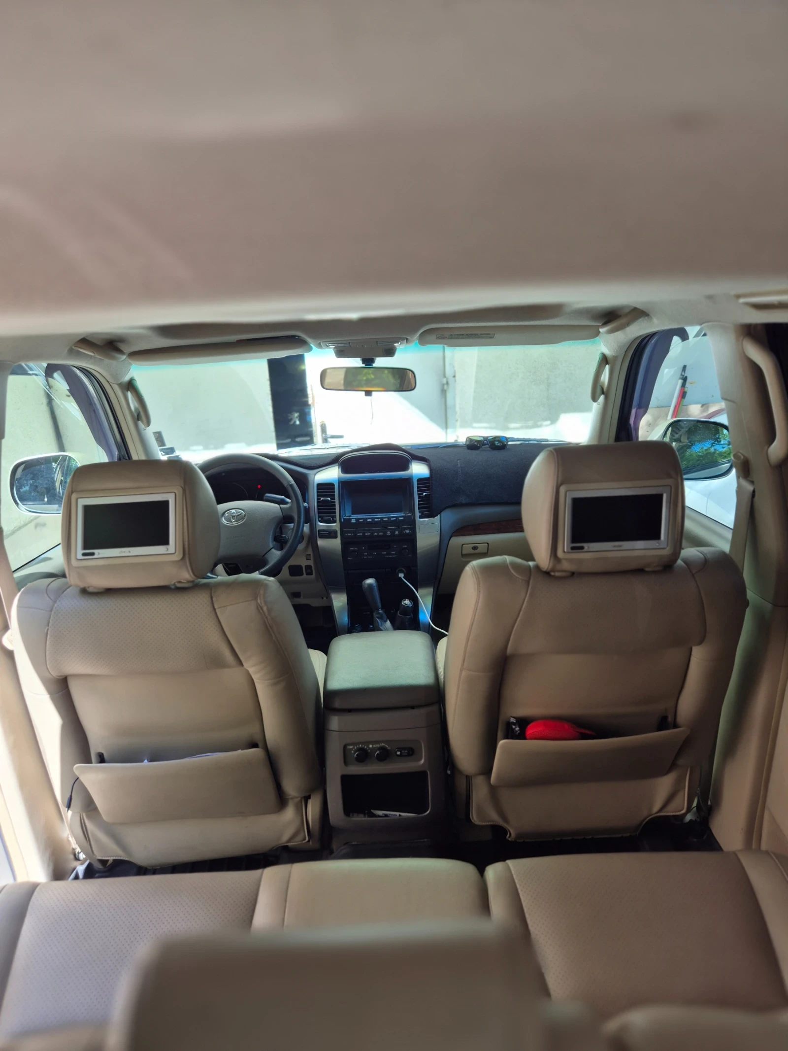 Toyota Land cruiser, снимка 10 - Автомобили и джипове - 54840219