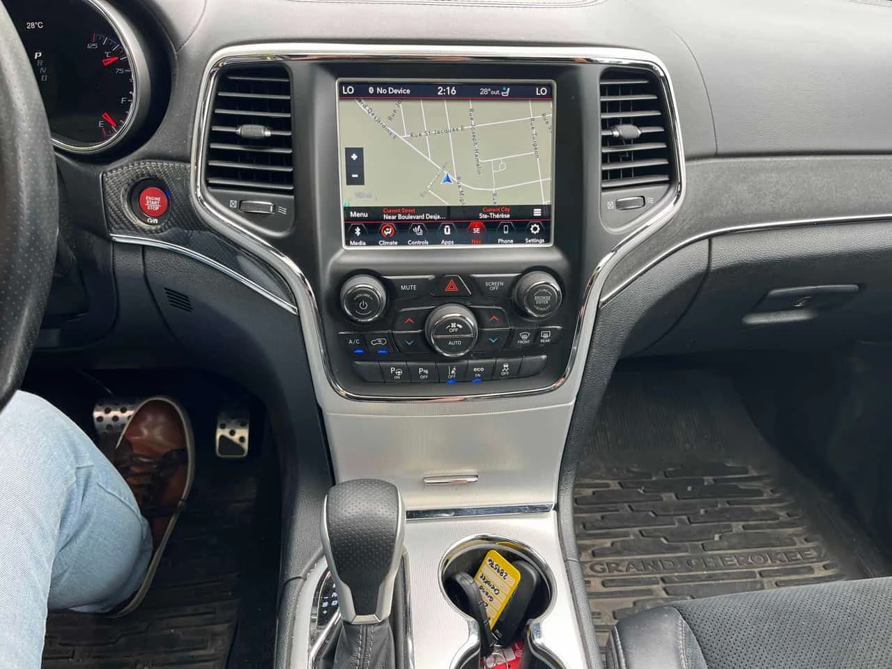 Jeep Grand cherokee * SRT * АВТОКРЕДИТ БЕЗ ПЪРВОНАЧАЛНА ВНОСКА* , снимка 9 - Автомобили и джипове - 55157618