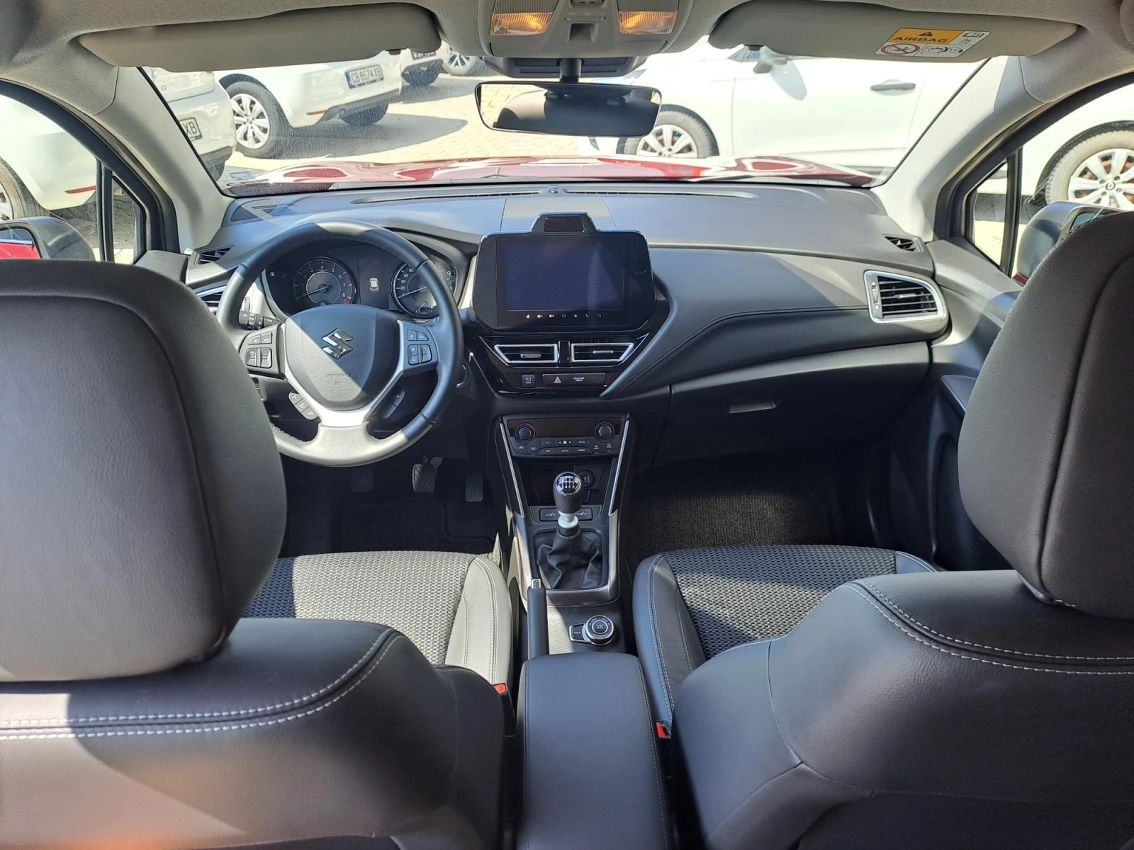 Suzuki SX4 S-Cross 1.4 GLX 4X4 360 Camera, снимка 14 - Автомобили и джипове - 55330324
