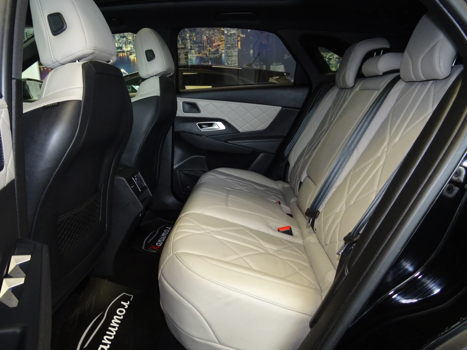 DS DS 7 Crossback E-TENSE 4X4 300 RIVOLI, снимка 13 - Автомобили и джипове - 55435316