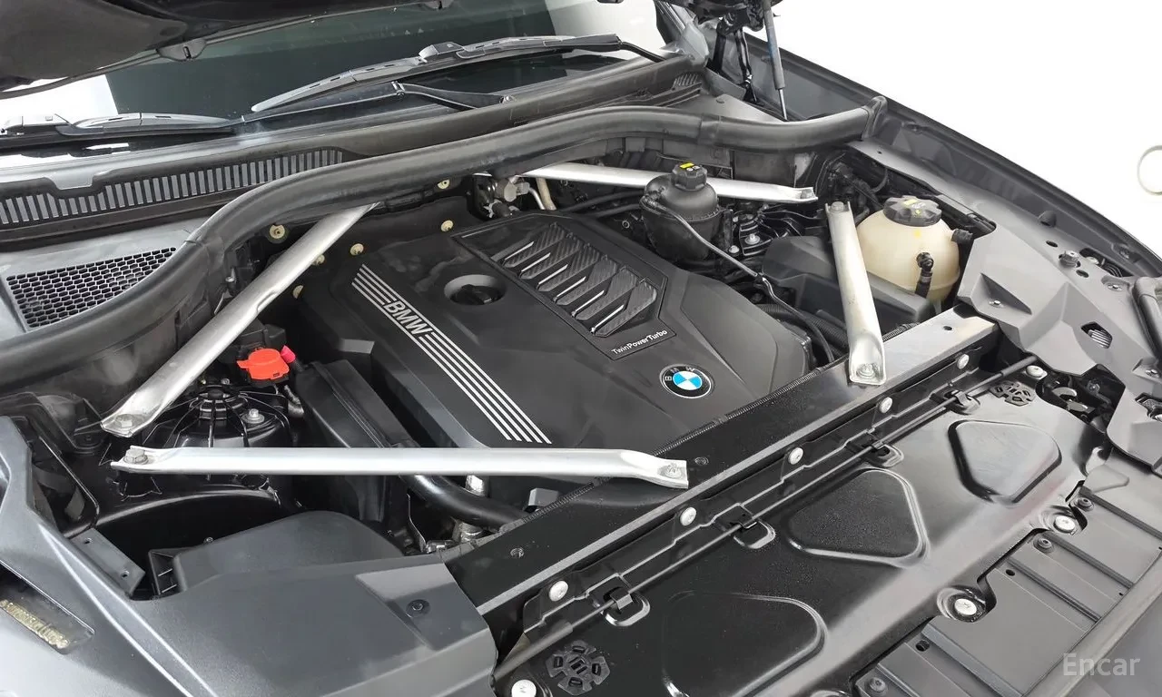 BMW X5 40i XLINE * Full extras * Цена до България, снимка 3 - Автомобили и джипове - 55642416