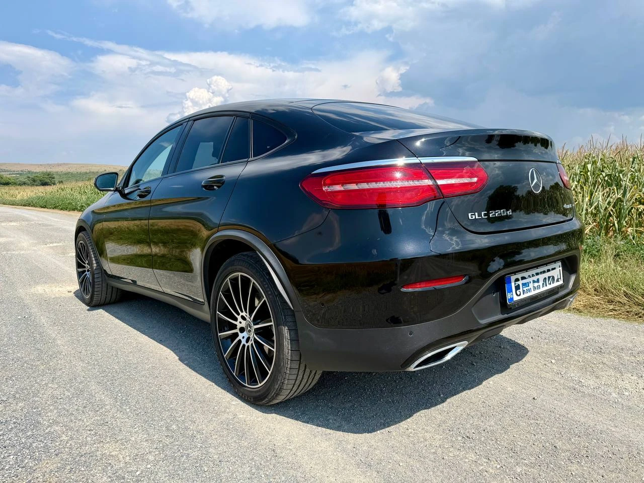 Mercedes-Benz GLC 220 Coupe, снимка 3 - Автомобили и джипове - 55804775