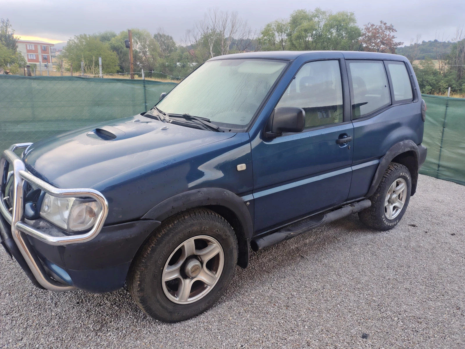 Nissan Terrano Бензин 4x4, снимка 2 - Автомобили и джипове - 55881043