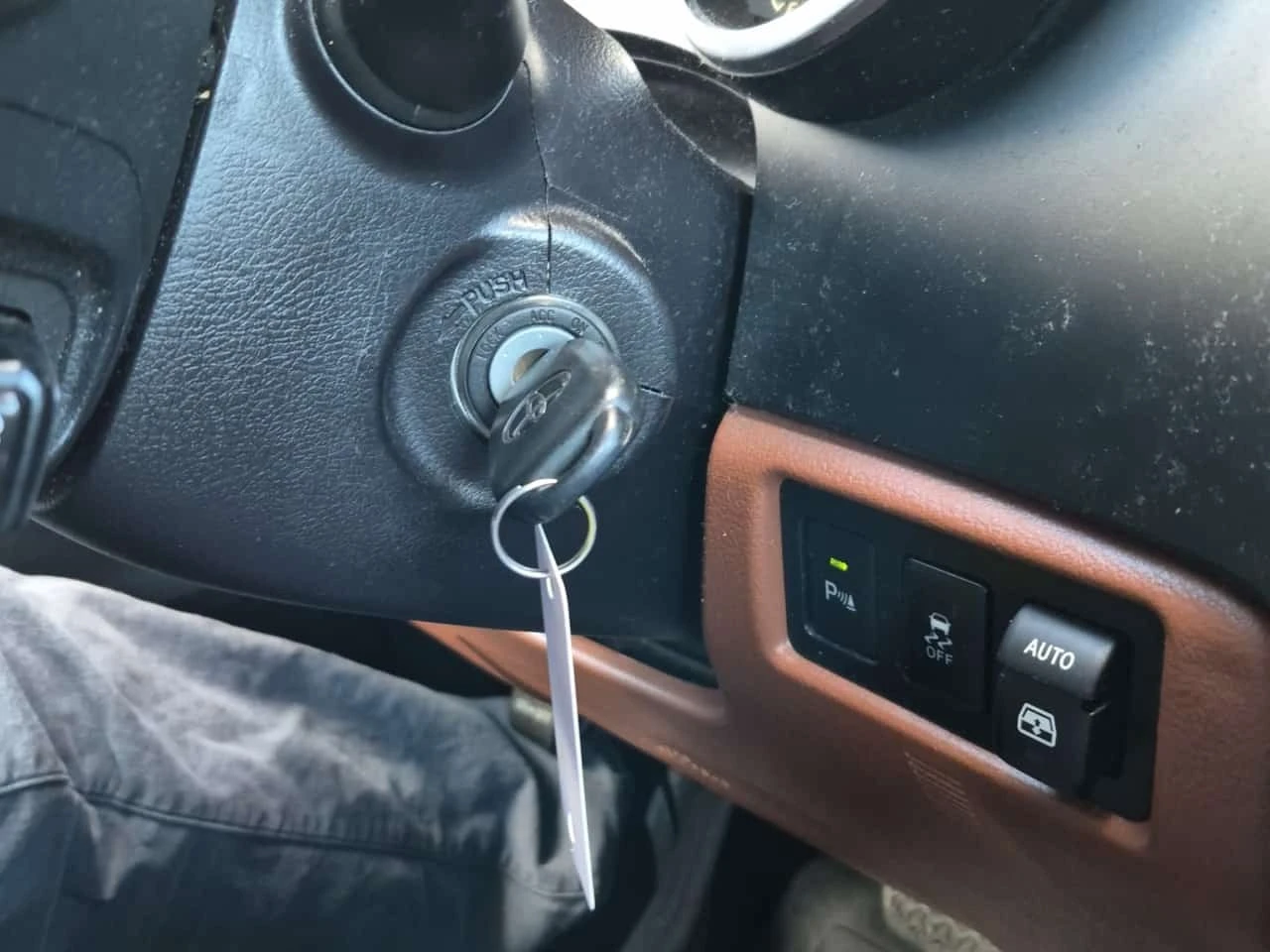 Toyota Sequoia * 4wd 5.7l Platinum * CARFAX *  | Mobile.bg � ����������� 8