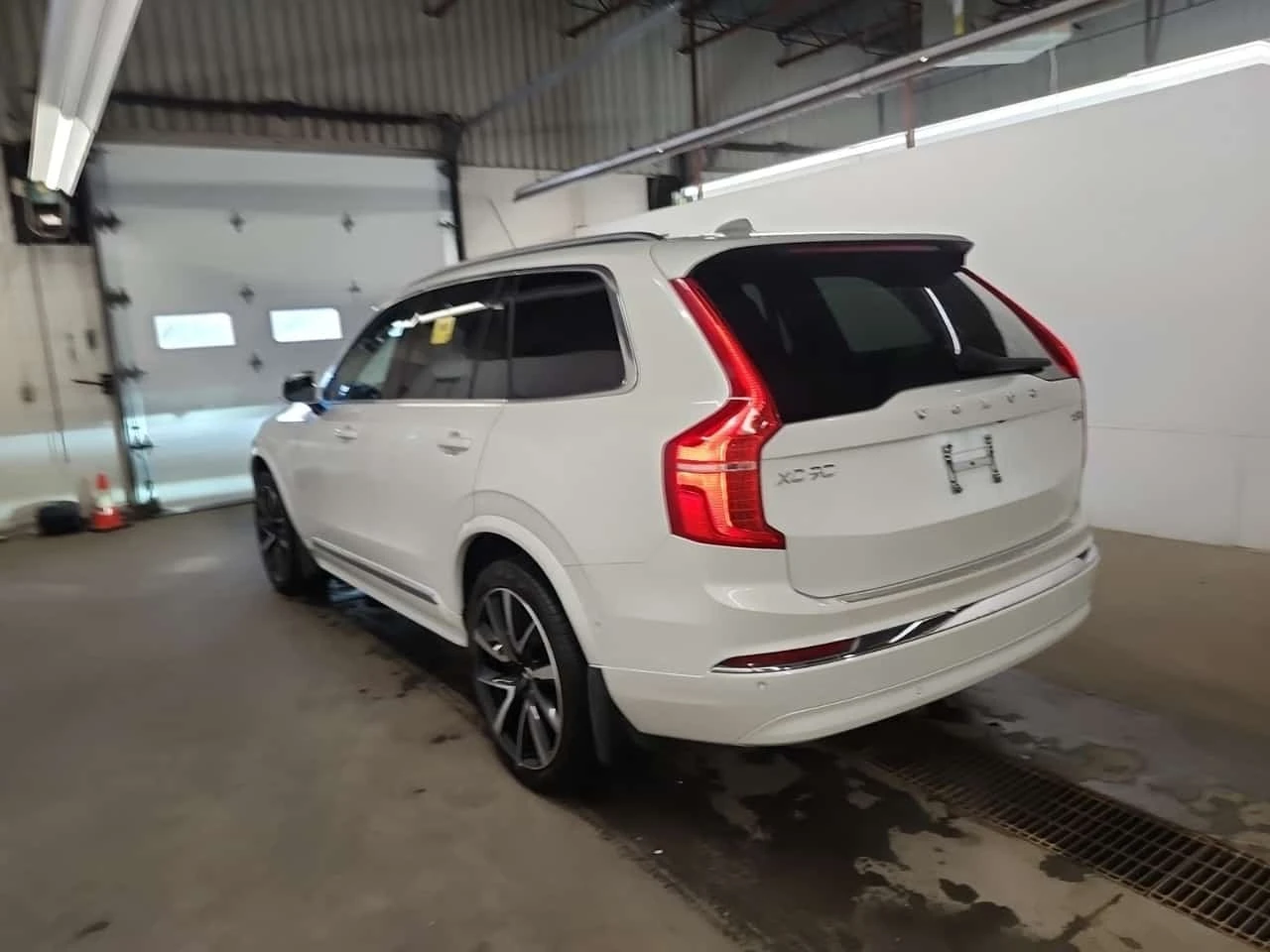 Volvo Xc90 PLUS BRIGHT THEME / CARFAX / 7 �����  | Mobile.bg � ����������� 4