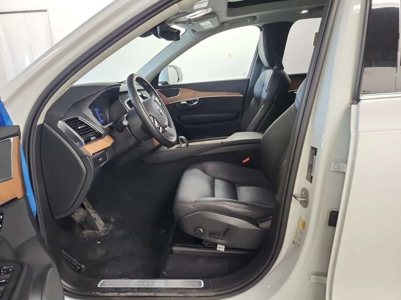 Volvo Xc90 PLUS BRIGHT THEME / CARFAX / 7 �����  | Mobile.bg � ����������� 10