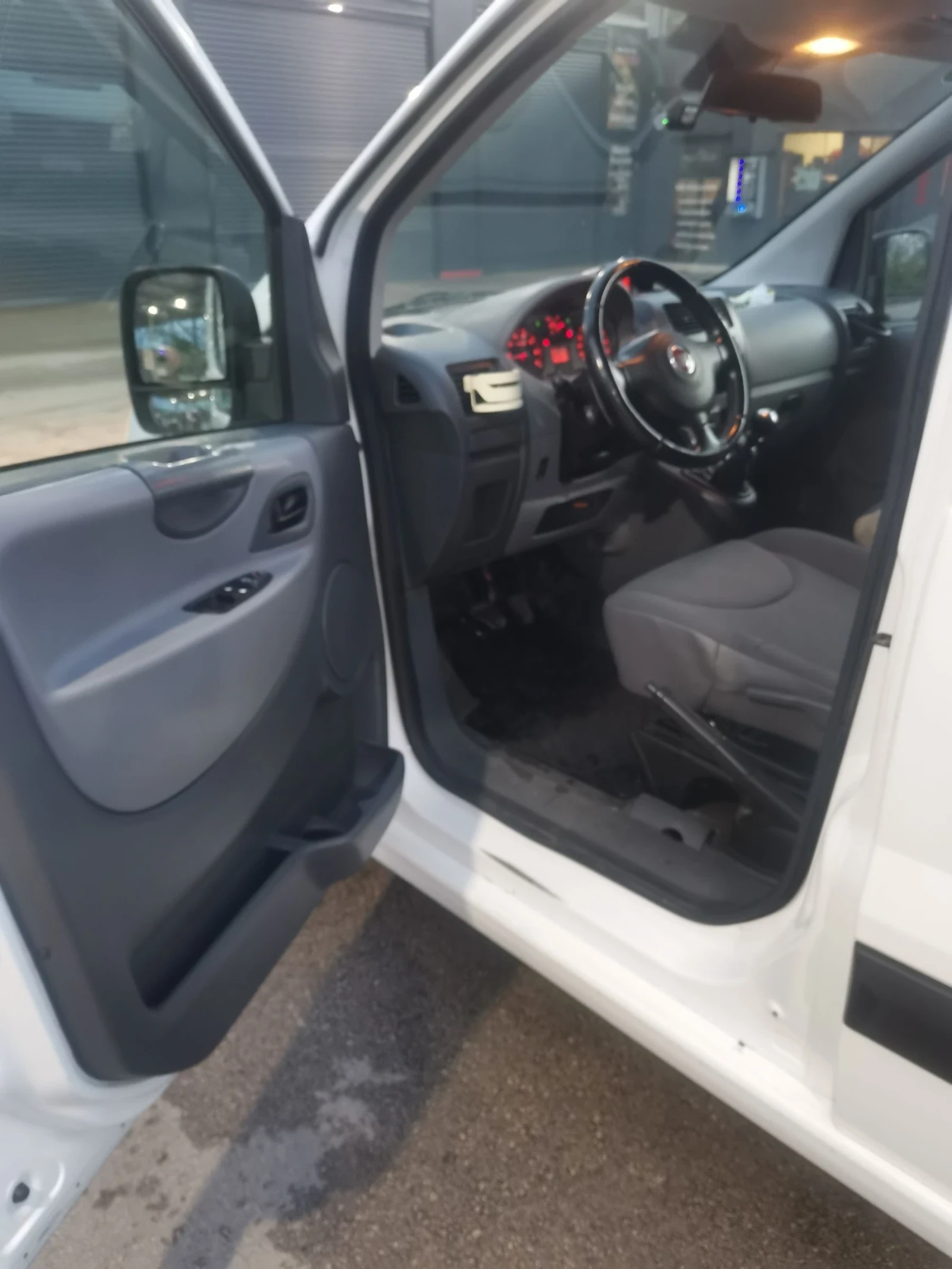 Fiat Scudo 120 MultiDjet, снимка 13 - Бусове и автобуси - 54528683