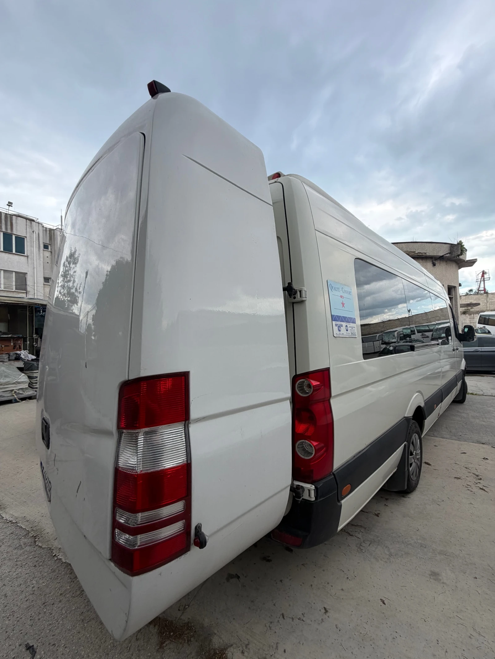 VW Crafter, снимка 4 - Бусове и автобуси - 55052807