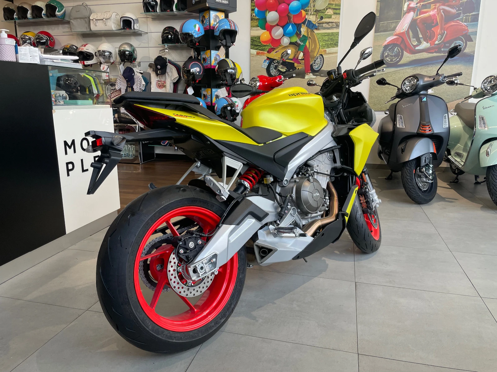 Aprilia Tuono 660 - изображение 2