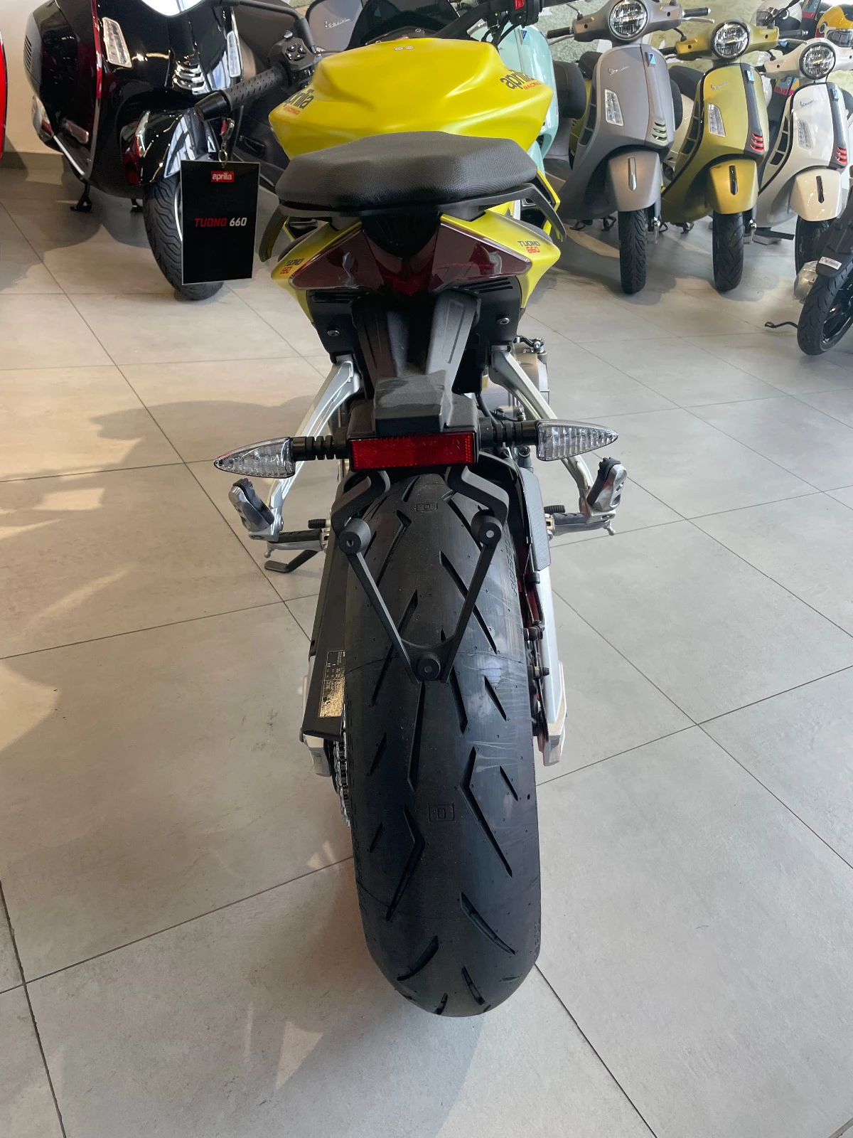 Aprilia Tuono 660 - изображение 4