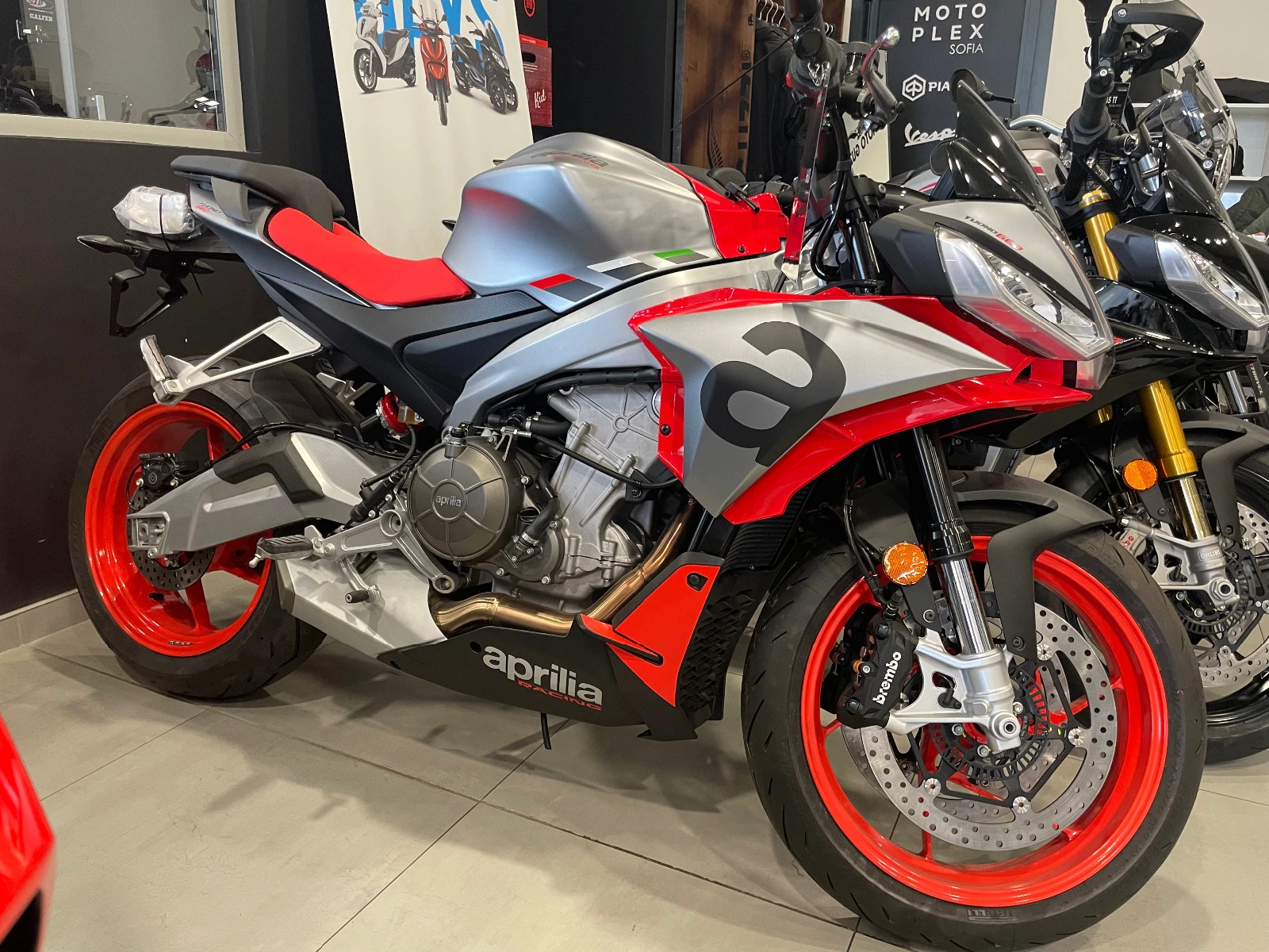 Aprilia Tuono 660 - изображение 8