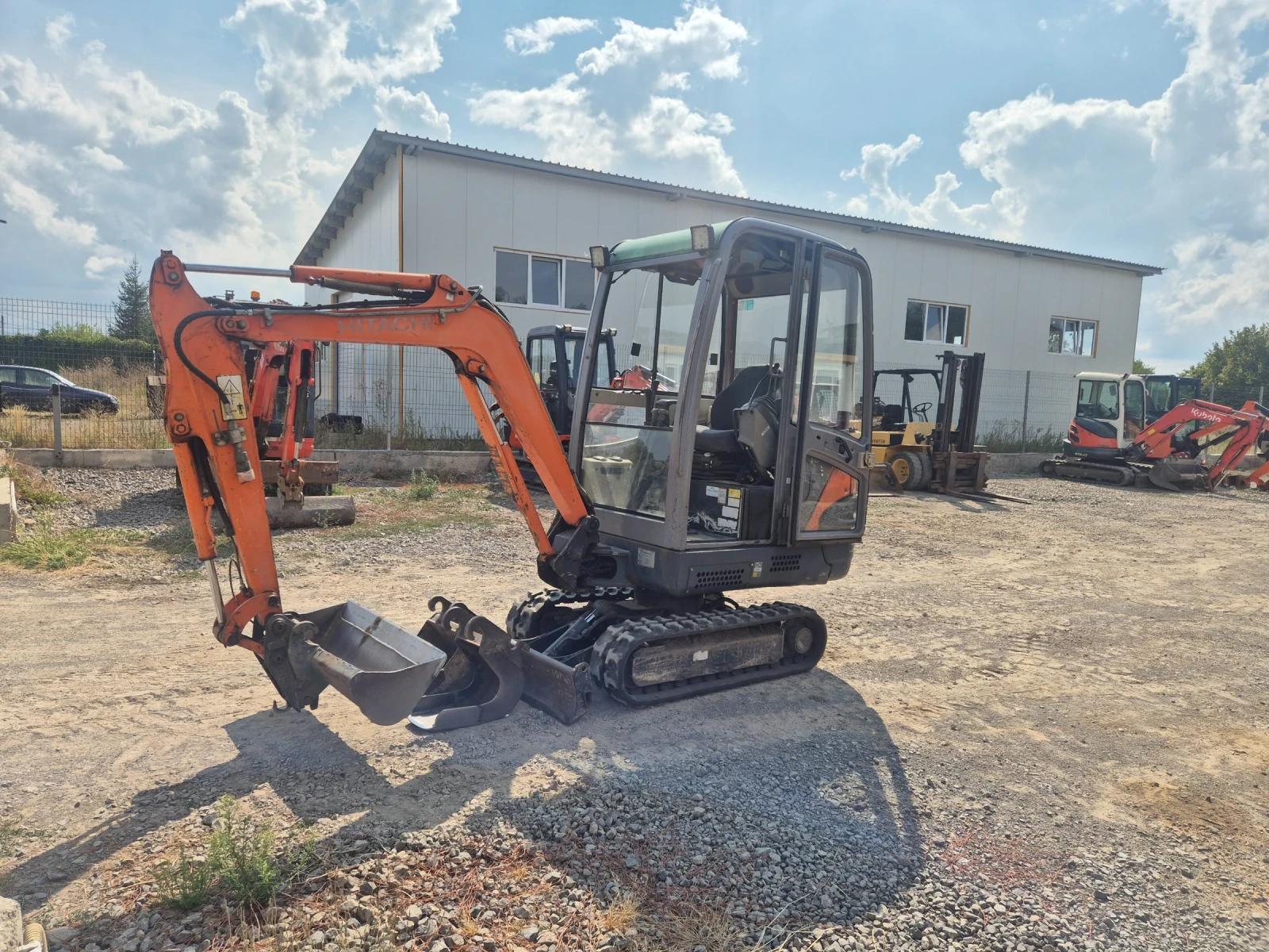 Багер Hitachi ZX 18 CLR - изображение 4