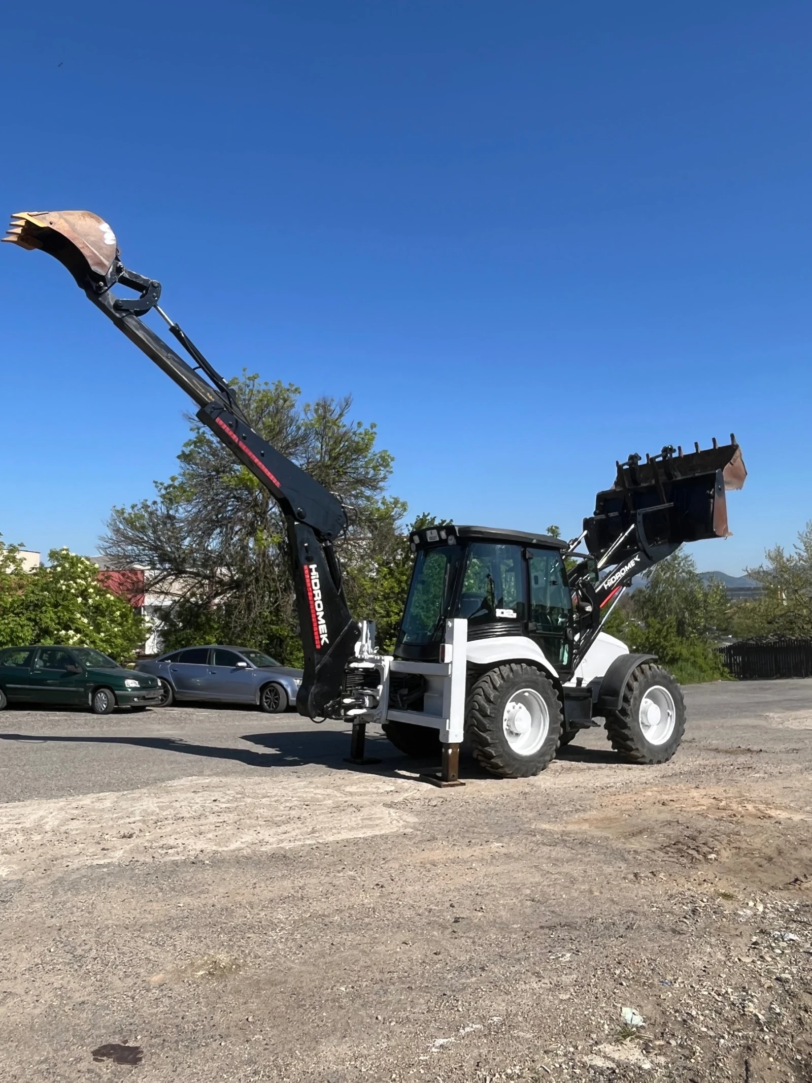 Багер Hidromek 102S, снимка 10 - Индустриална техника - 54540323