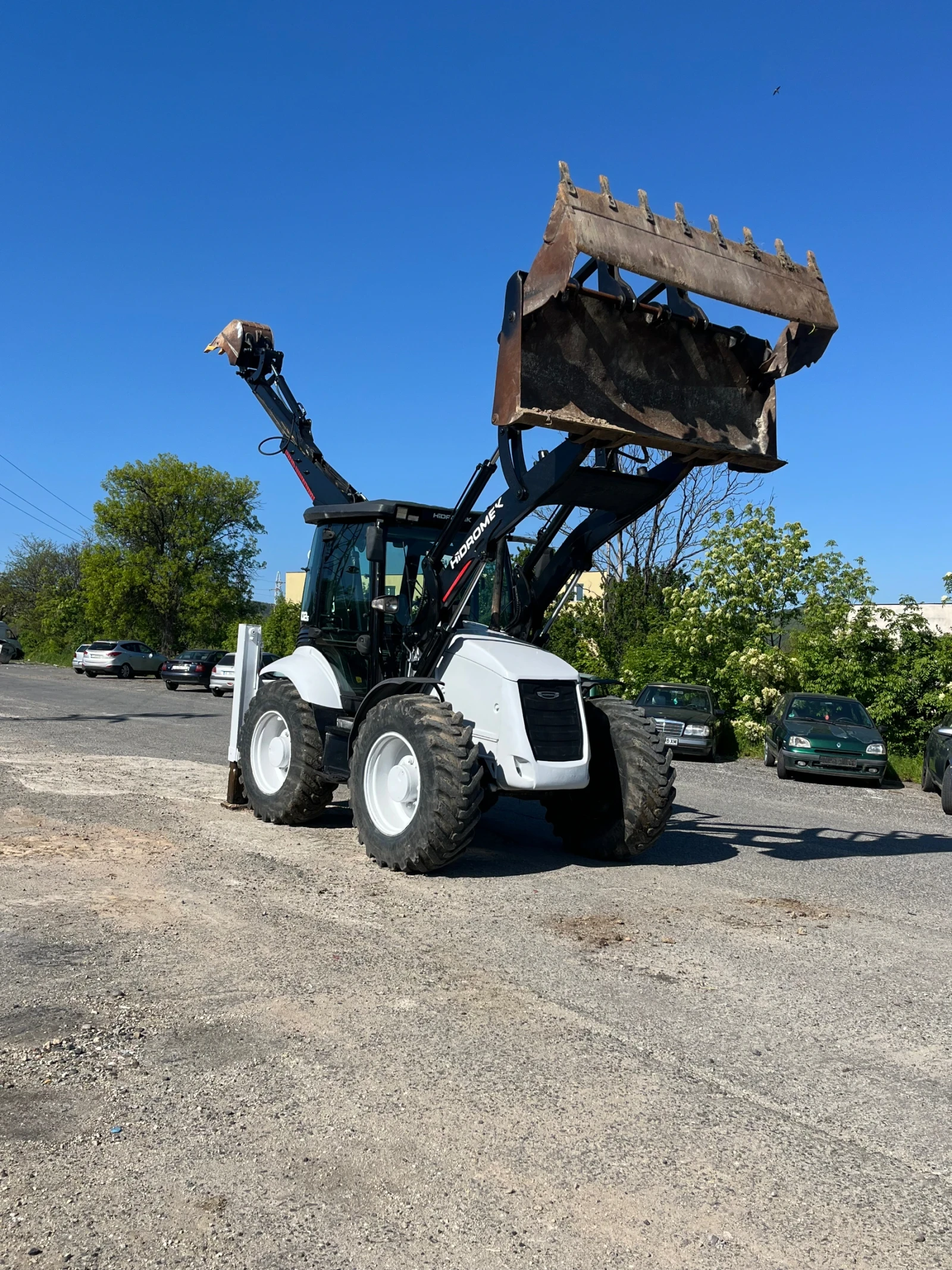 Багер Hidromek 102S, снимка 8 - Индустриална техника - 54540323