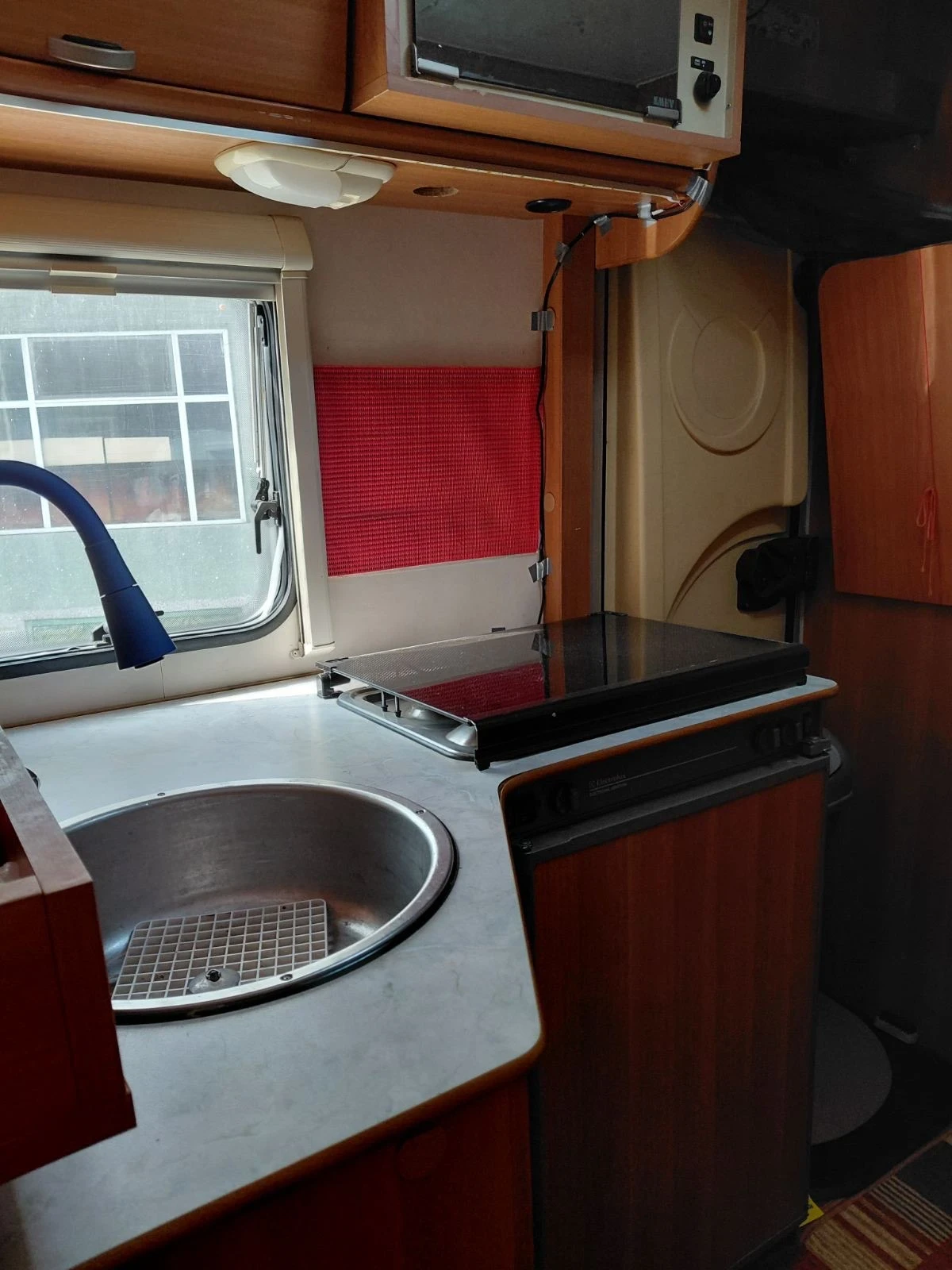 Кемпер ROLLER TEAM, снимка 16 - Каравани и кемпери - 53786916