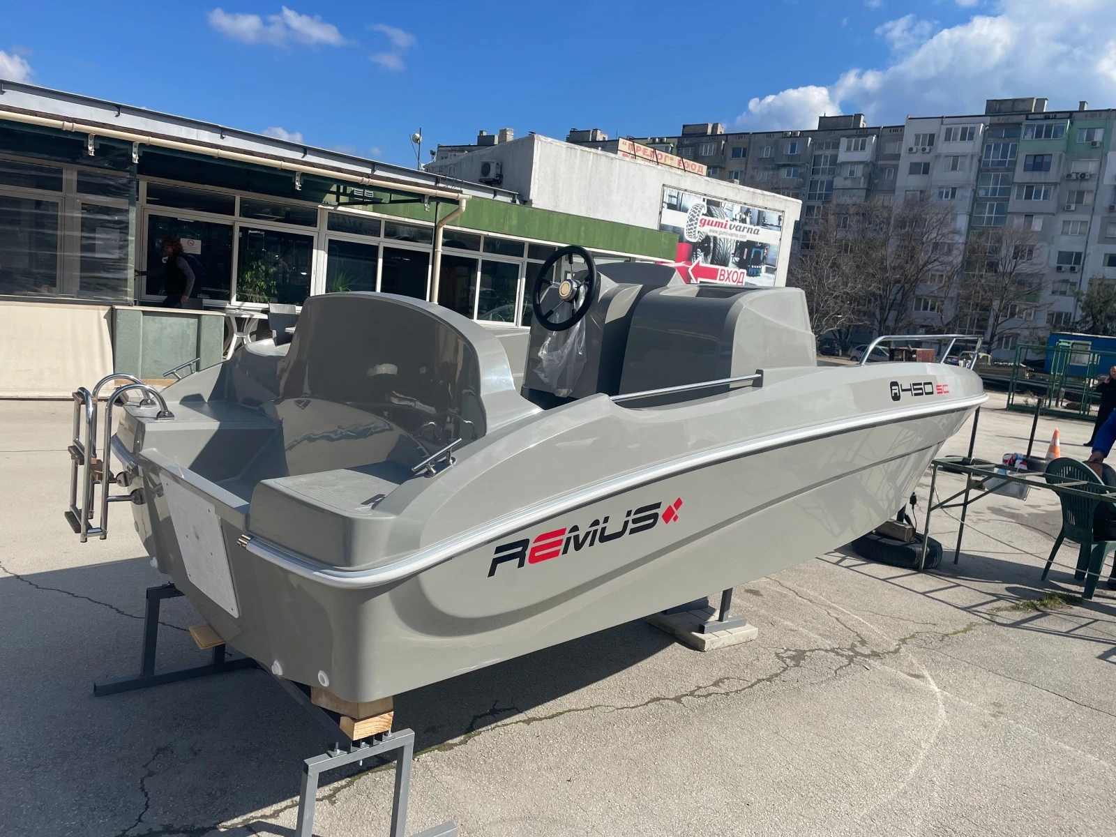 Лодка Remus 450 Open - изображение 4