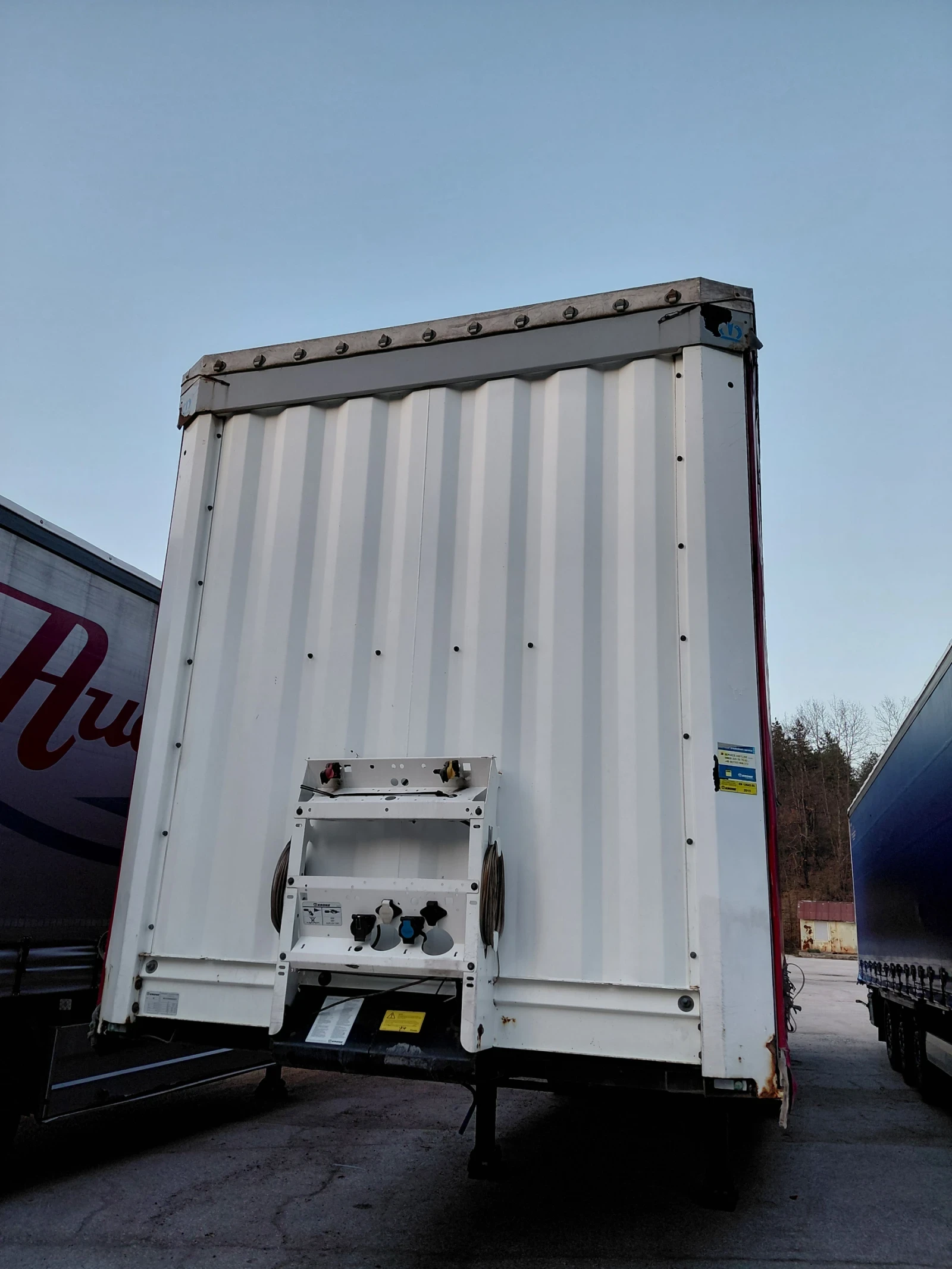 Полуремарке Krone, снимка 4 - Ремаркета - 54047928