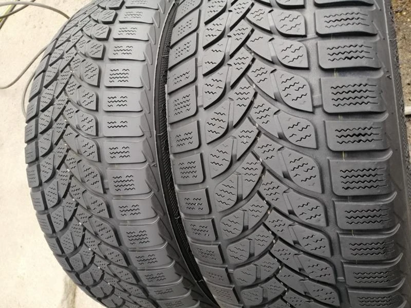 Гуми Зимни 235/60R16, снимка 2 - Гуми и джанти - 34632817