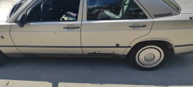 Mercedes-Benz 190, снимка 11
