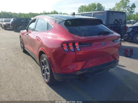 Ford Mustang Mach-E GT AWD, снимка 3