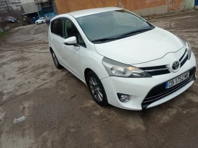 Toyota Corolla verso, снимка 2