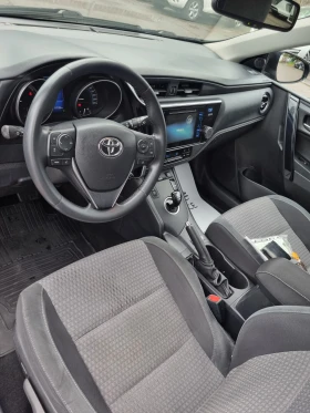 Toyota Auris Hybrid  | Mobile.bg    3