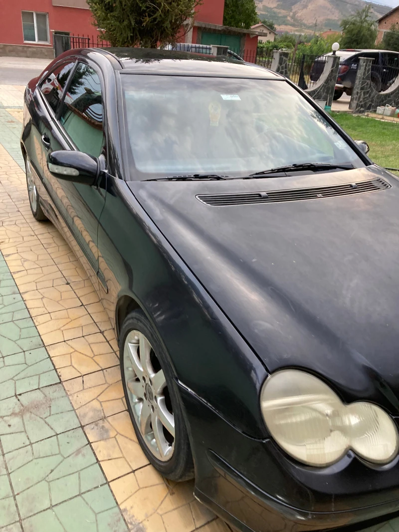 Mercedes-Benz C 180, снимка 2 - Автомобили и джипове - 47261922